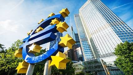 Uzmanlar, ECB'nin faiz indirimlerini yakın zamanda hızlandırmasını beklemiyor