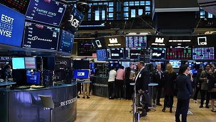 New York borsası enflasyon verileri sonrasında karışık seyirle açıldı