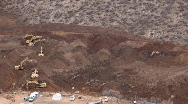 İliç'teki maden faciasında toprak altında kalan 2 işçinin daha naaşına ulaşıldı