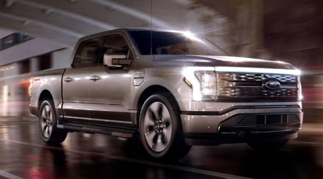 Ford'tan elektrikli pick-up F-150 Lightning kararı 