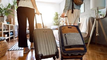 Airbnb'den tartışma yaratan güvenlik kameraları için karar 