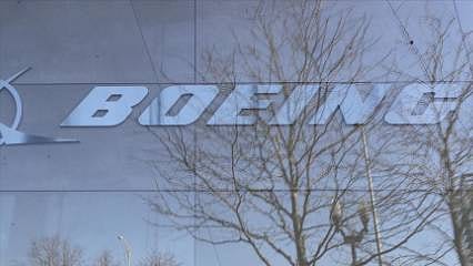 Boeing'in işçiler greve devam kararı aldı