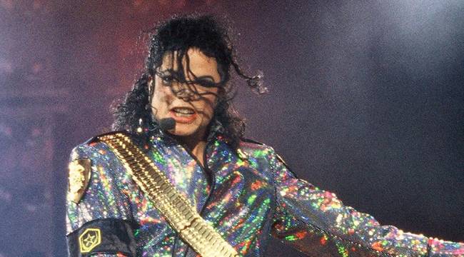 Michael Jackson'ın müzik kataloğunun yarısı rekor fiyata satıldı 