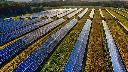 Dünyanın en büyük güneş enerjisi merkezi olacak: 19 milyar dolarlık projede kritik onay