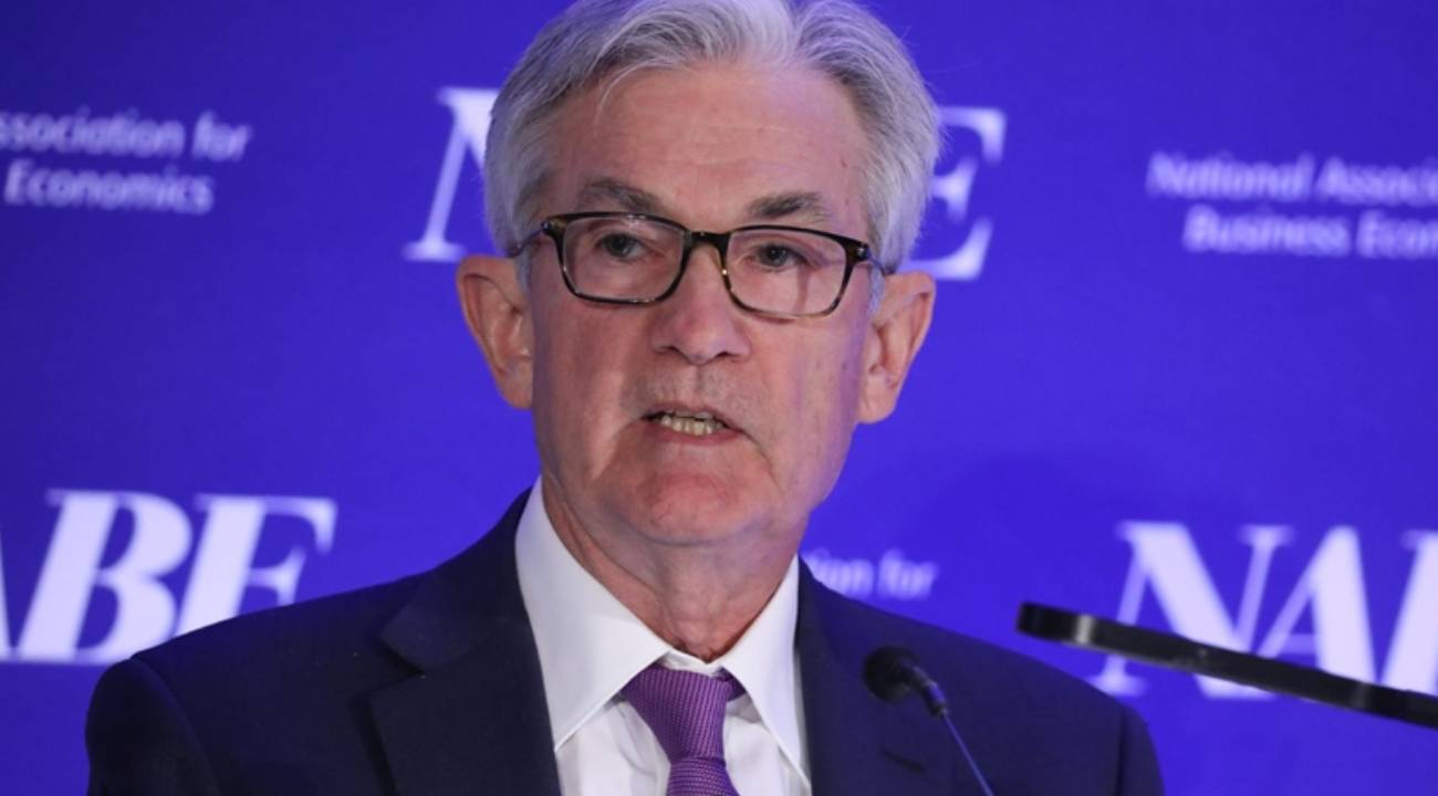Fed Başkanından enflasyon ve faiz mesajı 