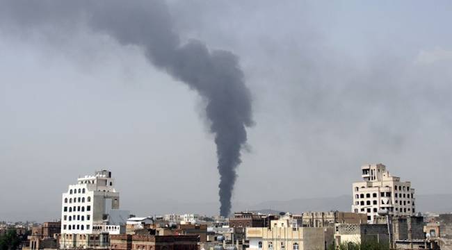 ABD ve İngiliz savaş uçakları Yemen'e hava saldırısı: Husilere ait hedefler vuruldu 