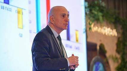 Mahfi Eğilmez: 2005 senesinde zenginleştik ve Hollanda sendromuna girdik