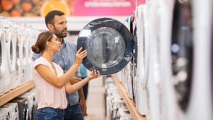 Tüketici elektroniği pazarı uçuşa geçti