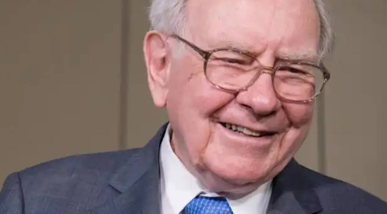 Warren Buffet, dev bankadaki payını azaltmaya devam ediyor 