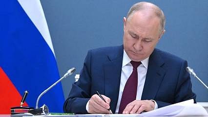 Putin'den misilleme: ABD’ye ait varlıkların kullanılmasına izin verdi