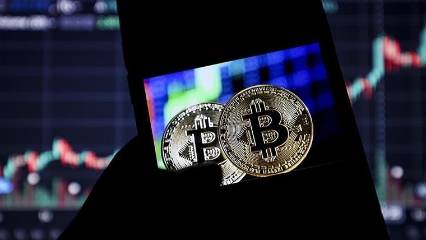 Bitcoin 5 günlük rekor serisinin ardından sert düştü 