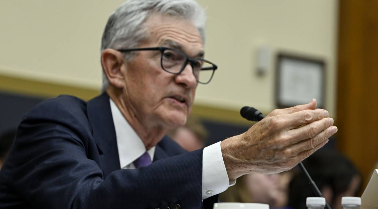 Fed Başkanı Powell'dan 'Trump istifanızı istese gider misiniz?' sorusuna yanıt