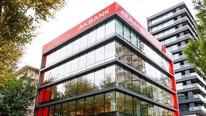 Akbank 1,7 milyar liralık takipteki alacağını sattı