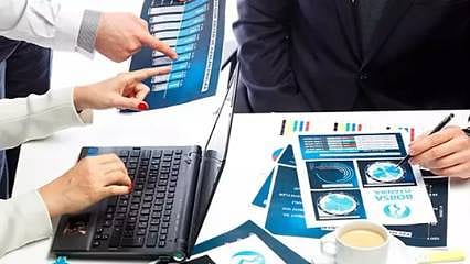 BİST’te yurtdışı benzerlerine göre hem iskontolu hem yabancı oranı yüksek 5 şirket 
