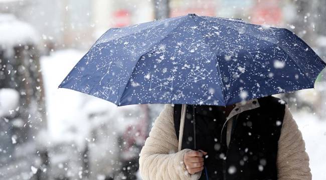 İstanbul'a kar uyarısı var: Sıcaklık 10 derece birden düşecek 