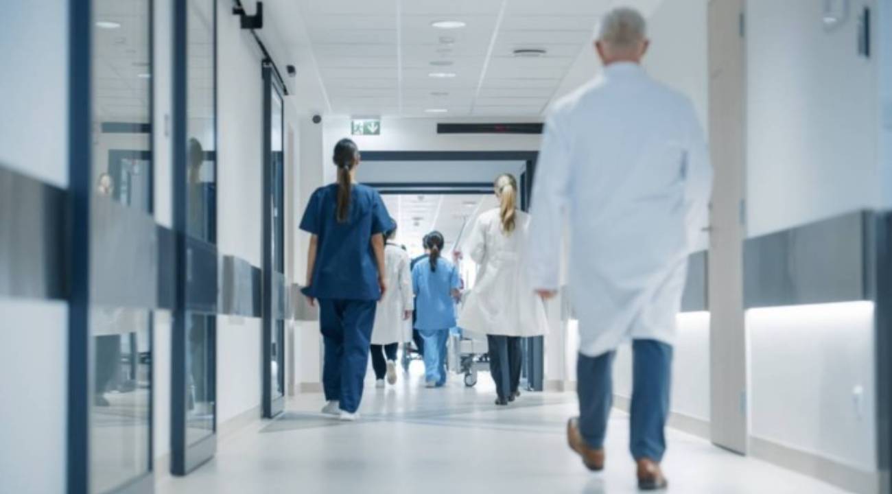 Sağlık Bakanlığı 18 bin personel alımı 2025 ne zaman? 18 bin personel alımı başvuru şartları ve kadro dağlımı belli mi?