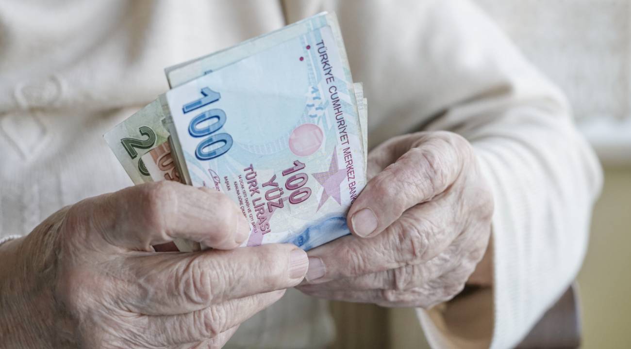 Evde bakım maaşı Eylül ne zaman yatacak? Evde bakım maaşı ne kadar oldu?