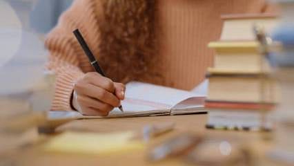KYK burs başvuruları ne zaman?  Öğrencilerin gözü 2025 KYK burs ve kredi başvurularında 