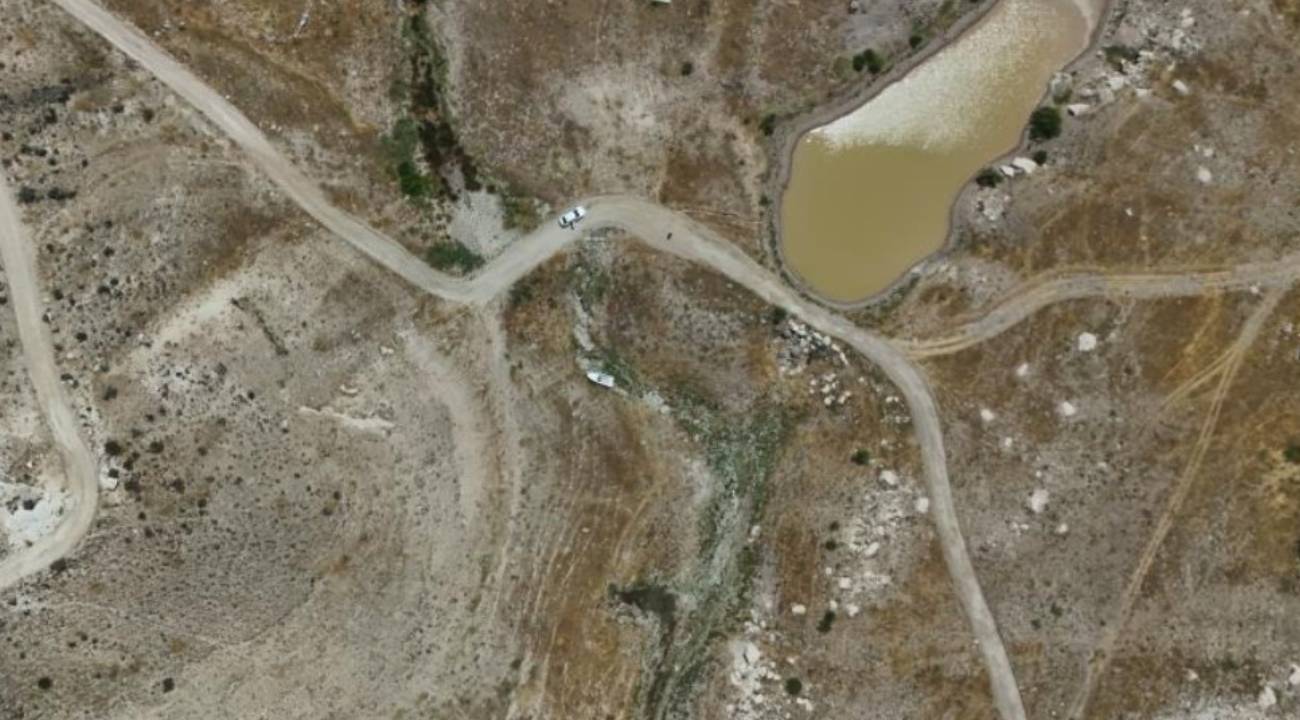 Sular çekildi, eski mahalle ortaya çıktı 