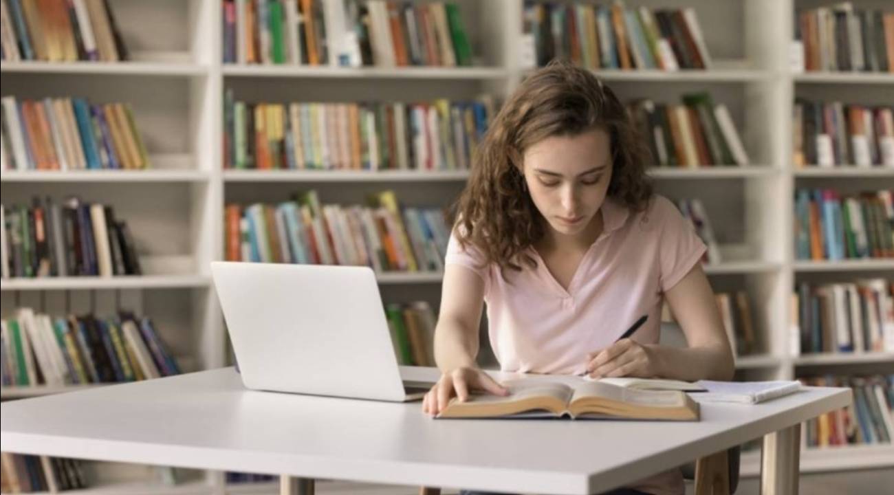 Üniversite kayıtları ne zaman başlıyor? Üniversite kaydı için gerekli belgeler neler?