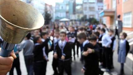 Okullar ne zaman açılıyor, kaç gün kaldı? MEB tatil 2025-2026 tarihleri