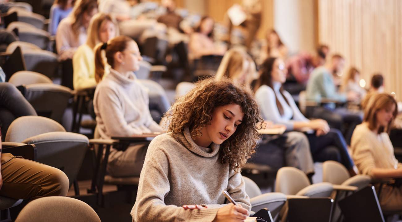 DGS başvuruları ne zaman ve nasıl yapılır? DGS 2025 başvuru ücreti ne kadar?