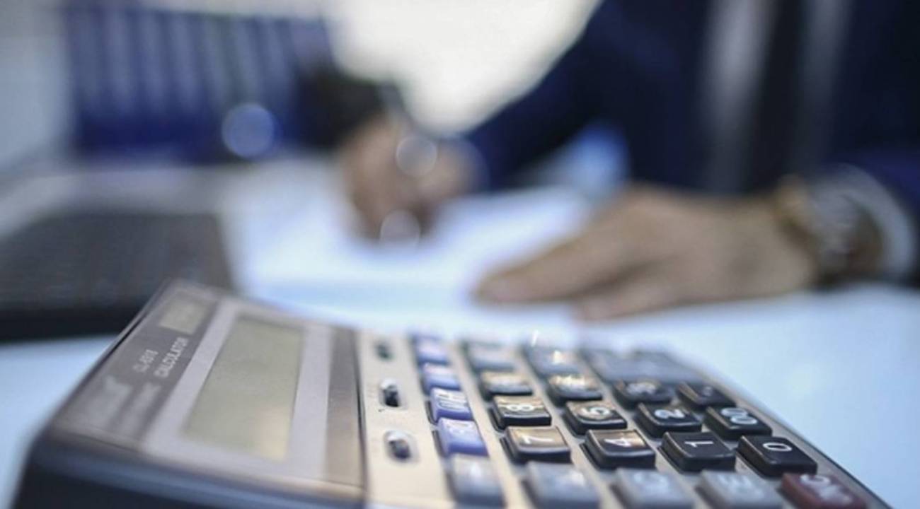 Ticaret Bakanlığı 15 müfettiş yardımcısı, TÜİK 10 sözleşmeli bilişim personeli alıyor! İşte başvuru tarihleri
