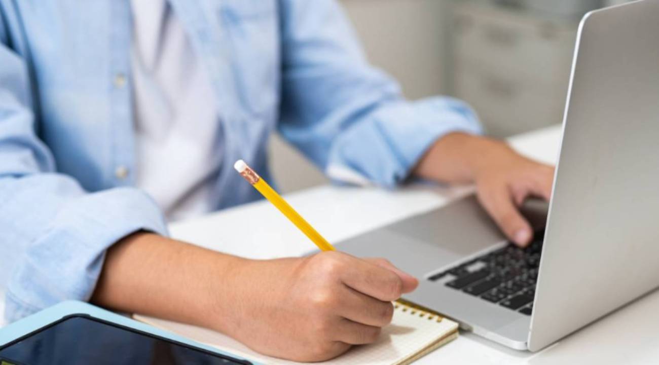  KYK burs taahhütname onayı nedir, nasıl yapılır? KYK burs taahhütname onaylama ne zaman bitecek? 