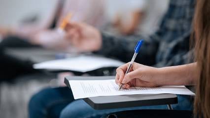 AÖL sınav giriş belgesi nasıl alınır? 2026 Açık lise sınavı ne zaman, saat kaçta?