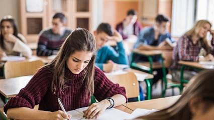 AUZEF sınav giriş belgesi nasıl alınır? 2026 AUZEF bütünleme sınav tarihleri