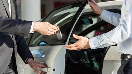 Emekliye ÖTV'siz araç verilecek mi, meclisten geçti mi? Kimler yararlanabilecek?