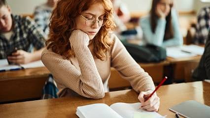 Bursluluk sınavı başvuruları ne zaman bitiyor? 2026 İOKBS bursluluk sınavı zaman?