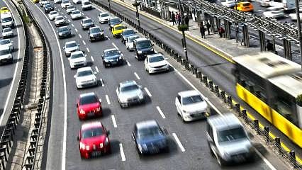Yarın hangi yollar kapalı olacak? 8 Mart 2026 İstanbul trafiğe kapalı yollar