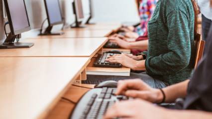 AÖF kayıt yenileme 2026 ne zaman? Açık Öğretim Fakültesi (AÖF) kayıt yenileme tarihleri