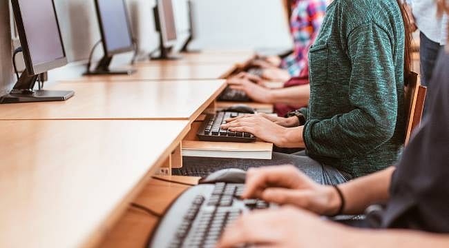 Bursluluk sınavı 2026 ne zaman? MEB İOKBS bursluluk sınavı giriş yerleri açıklandı mı?