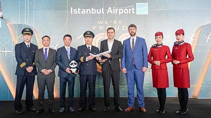 İGA İstanbul Havalimanı’na  “Cumhuriyet’in 100. Yılında 100 Hava Yolu”