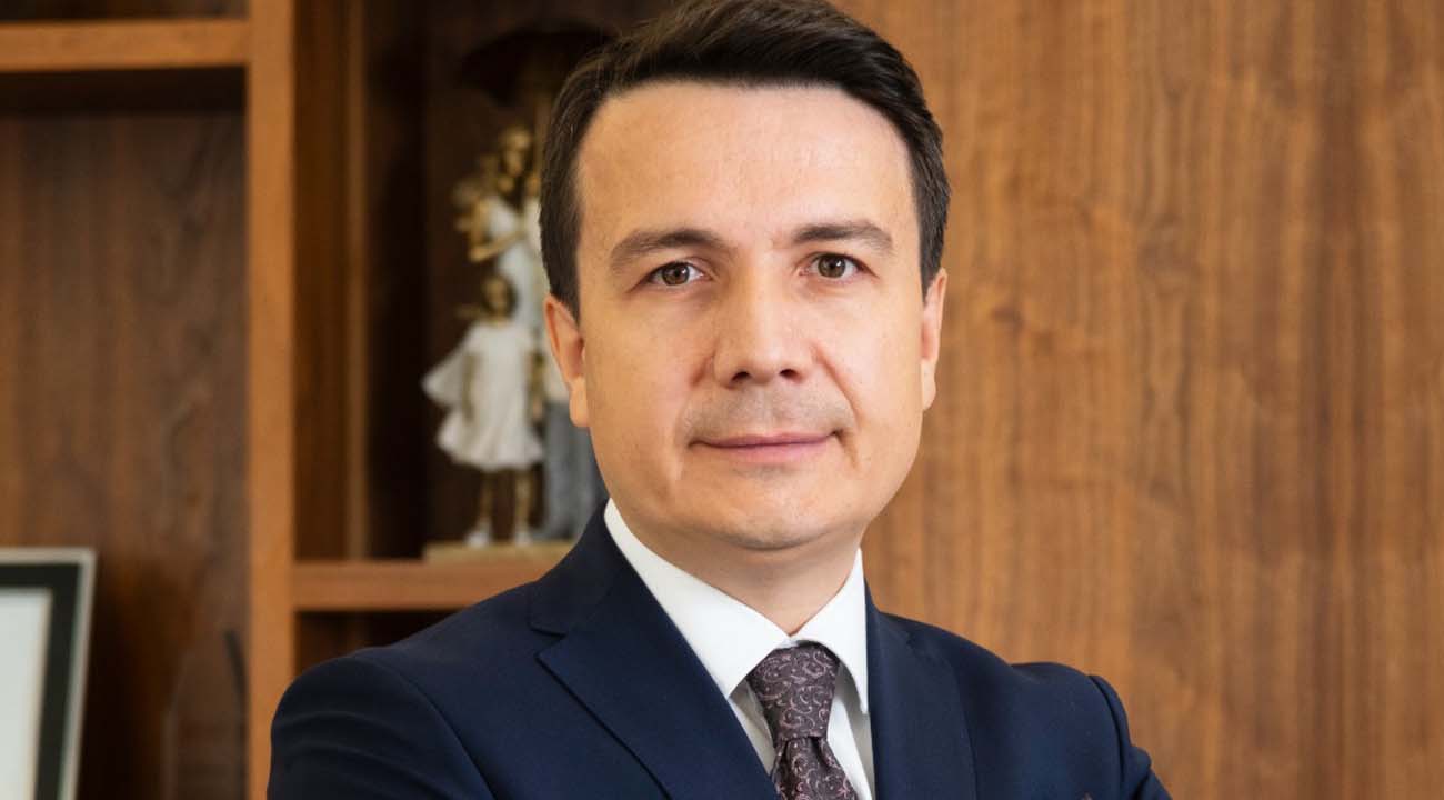 Yeşil tahvil ihracını 1 milyar dolara ulaşan taleple gerçekleştirdi