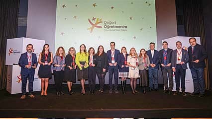 “Değerli Öğretmenim Programı” sonunda 24 öğretmene ödül