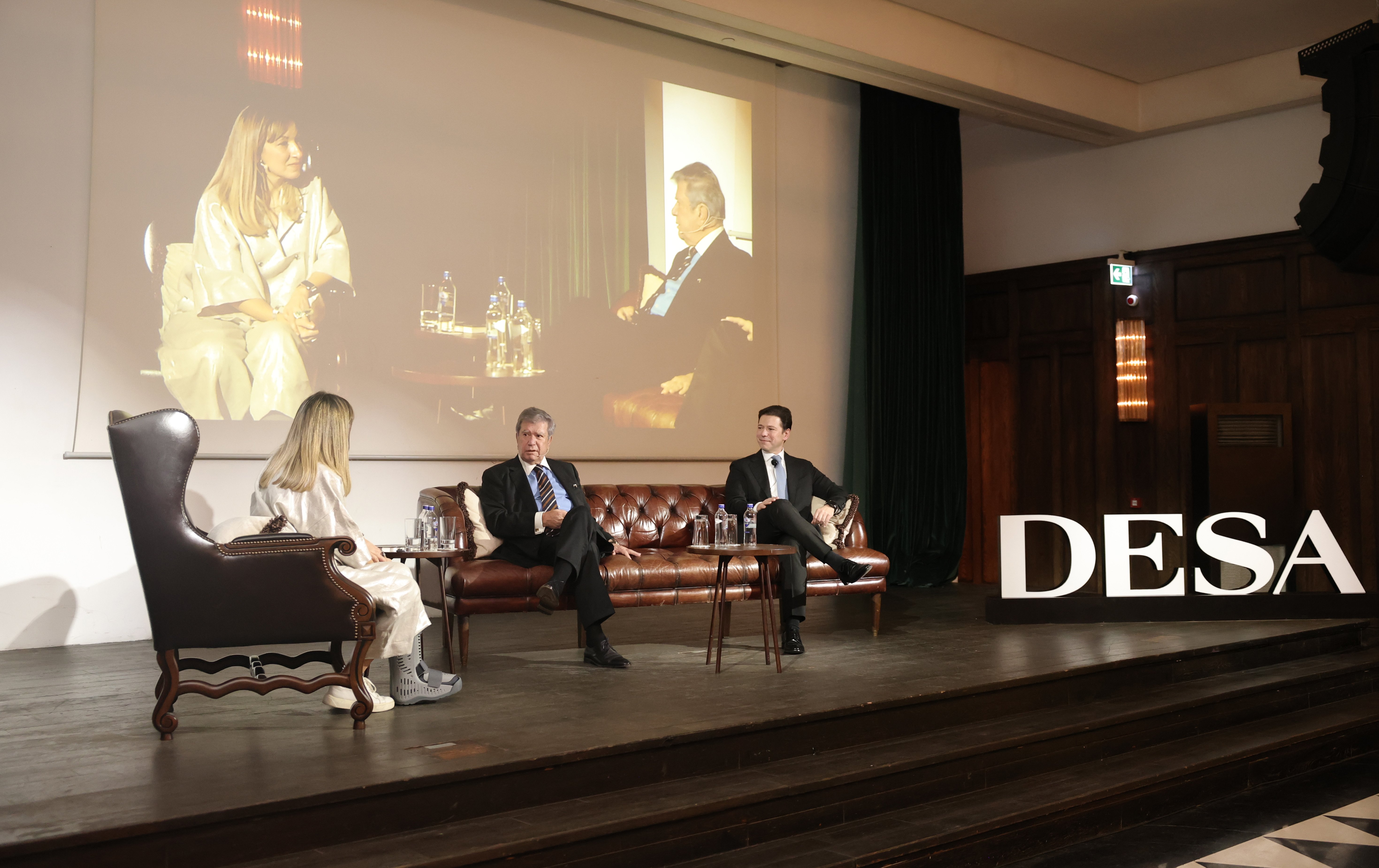 DESA’nın 53 yıllık yolculuğu kitap oldu-2