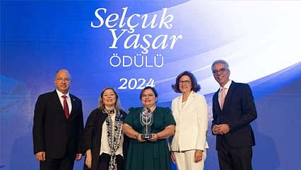 Selçuk Yaşar Ödülü’nün sahibi Tülin Akın oldu