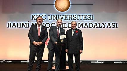 Rahmi M. Koç Bilim Madalyası Prof. Mete Atatüre'ye verildi
