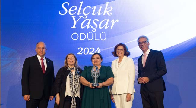 Selçuk Yaşar Ödülü’nün sahibi Tülin Akın oldu