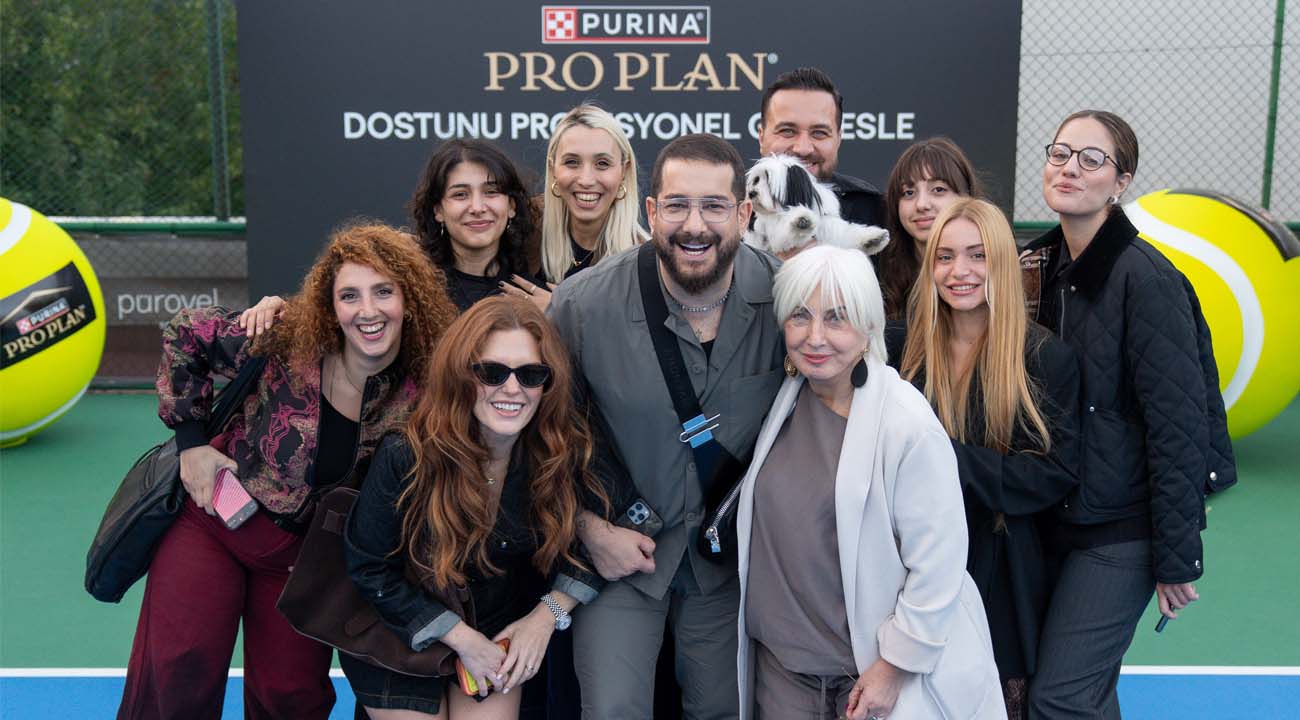 Milli tenisçi Çağla Büyükakçay ile “Profesyonel Gibi” kampanyası