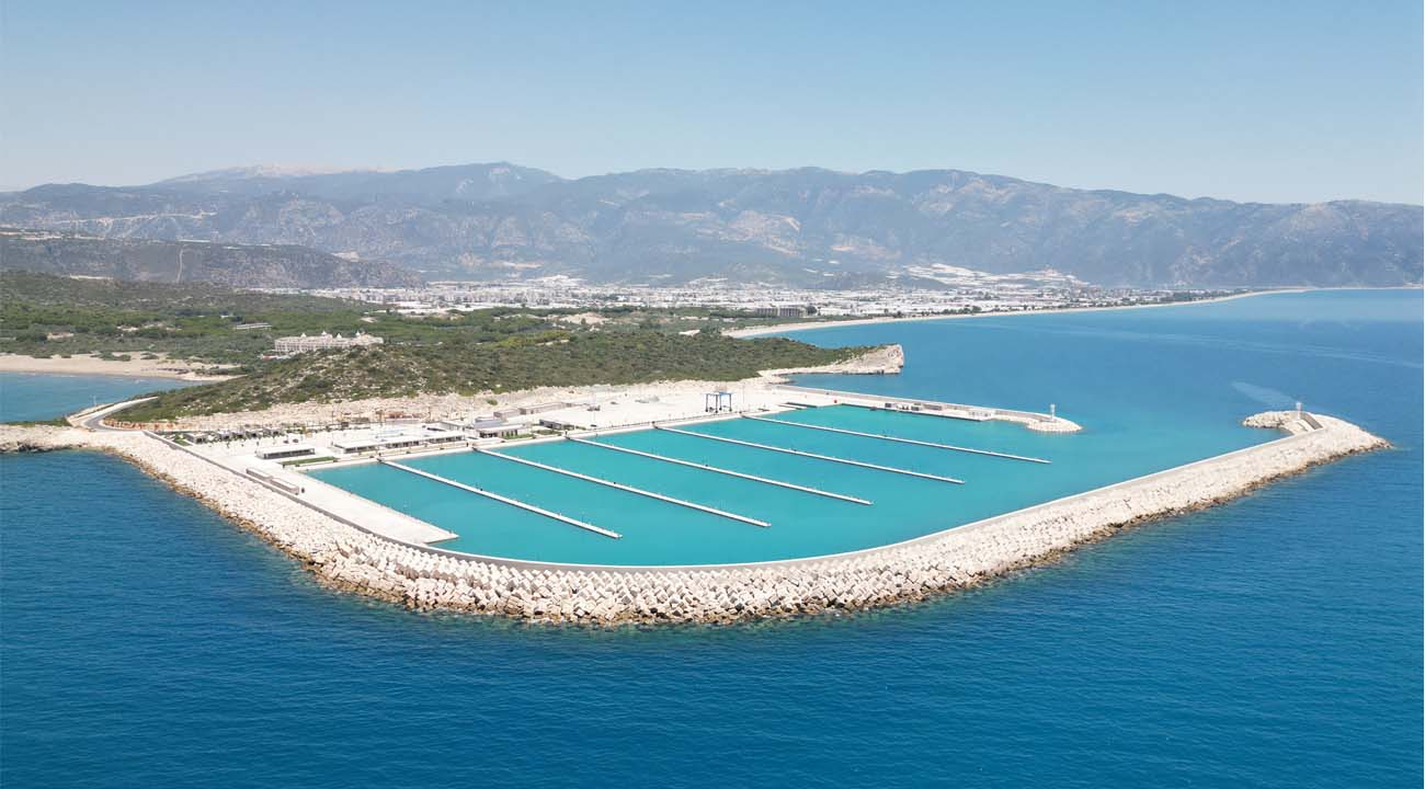 Demre Marina törenle açıldı