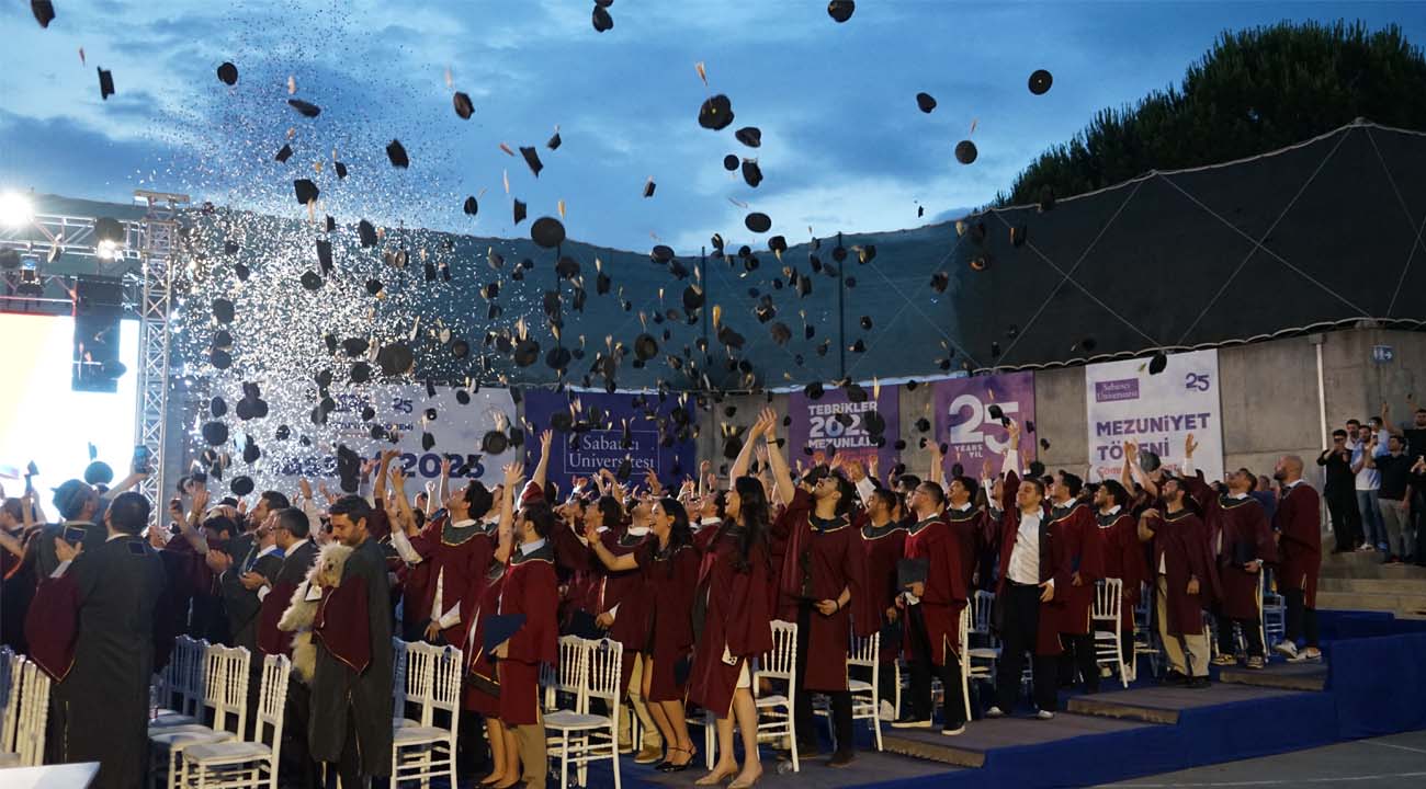 Güler Sabancı: "Teknolojiyi geliştirmek kadar ona vicdan ve ruh katmak da sizlerin görevi olacak”