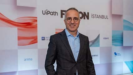 UiPath, yapay zekâ dönüşümünü tek platformda buluşturuyor