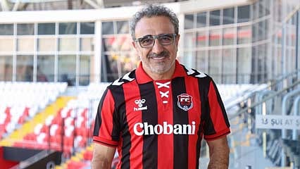 Hamdi Ulukaya’dan Erzincanspor’a destek
