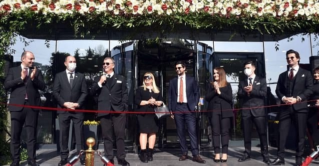 Farmasi, Avrupa’nın en büyük entegre tesisini Ömerli’de açtı