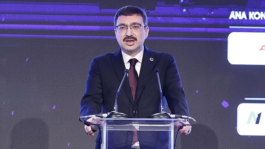 SPK Başkanı Gönül: "Şirket sahiplerinin hisselerin fiyatlarıyla ilgili konuşmasına sıcak bakmıyoruz"