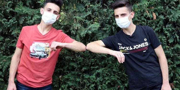 Koronavirüsü yaşayanlar neler anlatıyor? 'Virüs yok' deyip yakalananlar var-7